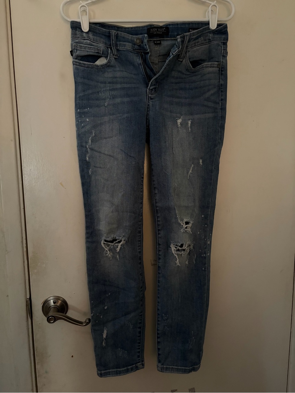 Size 29 Judy Blue Relaxed Fit Distressed Jeans